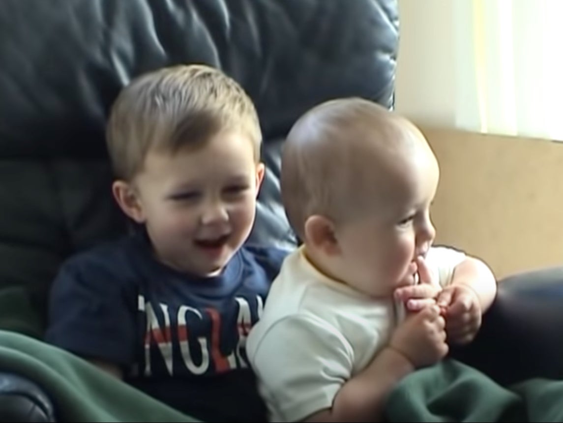 Video viral de “Charlie se mordió el dedo” se subastará como NFT