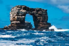 Ecuador: colapsa parte del arco de Darwin en Galápagos