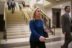 Marjorie Taylor Greene defiende a los alborotadores del Capitolio “abusados” y Ashli Babbitt en un discurso en la Cámara