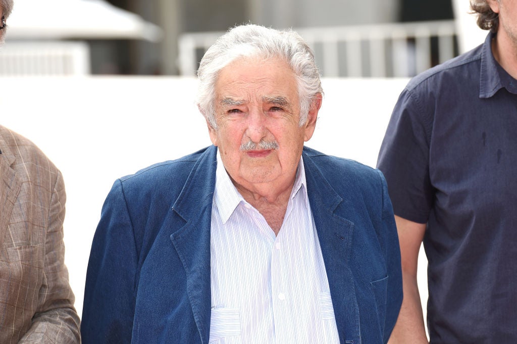 Pepe Mujica recibe vacuna contra COVID-19