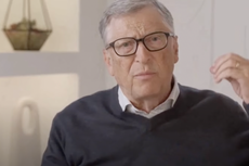 Bill Gates sigue usando el anillo de bodas; aparece en público desde que solicitó el divorcio