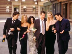 17 años después se espera un reencuentro de la serie Friends, pero por qué terminaron el programa
