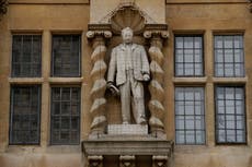 Escuela de Oxford mantendrá estatua en honor a imperialista