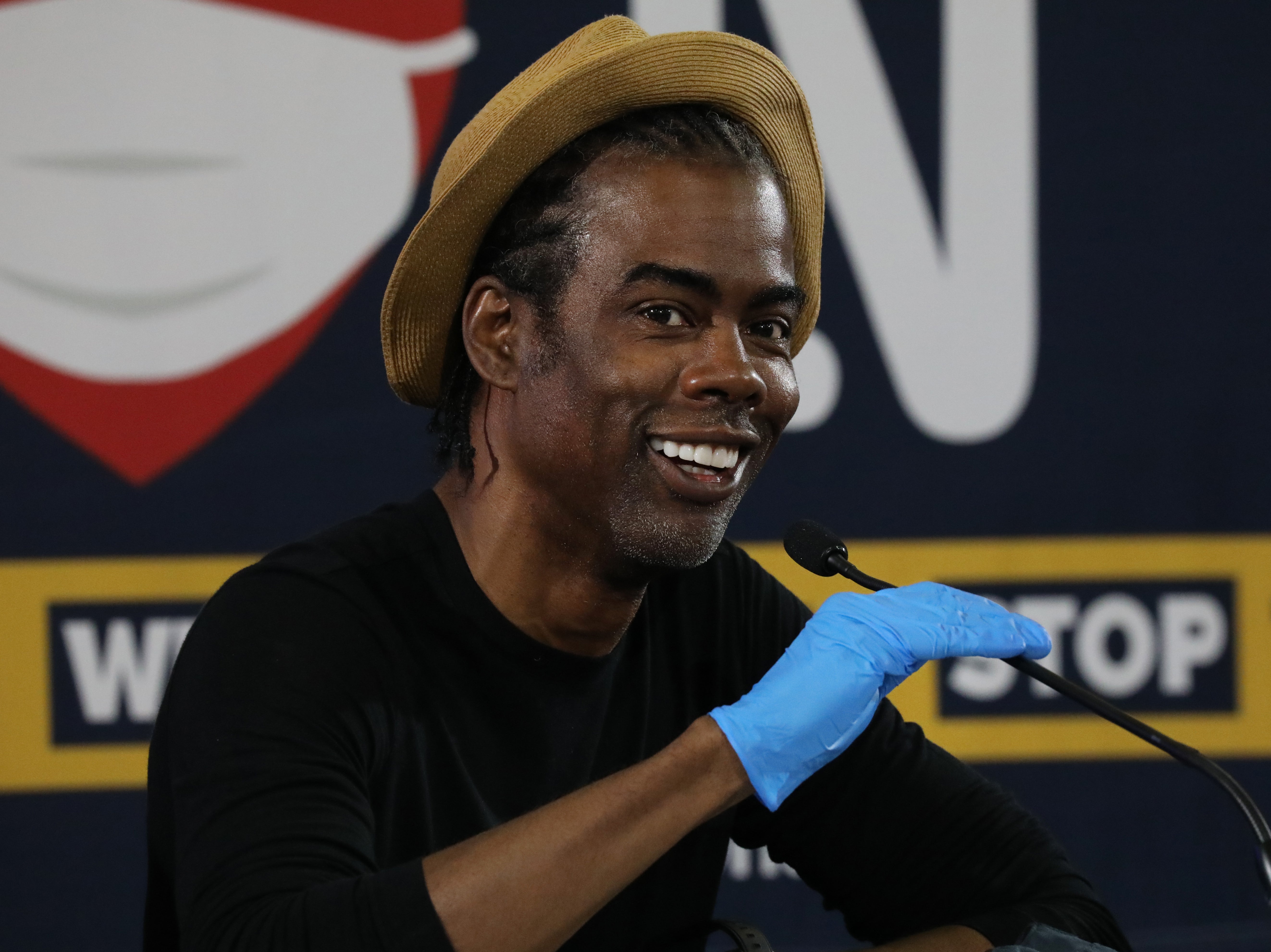 Chris Rock critica “cultura del cancelamiento”; dice que crea comedia “sin gracia” y “aburrida”