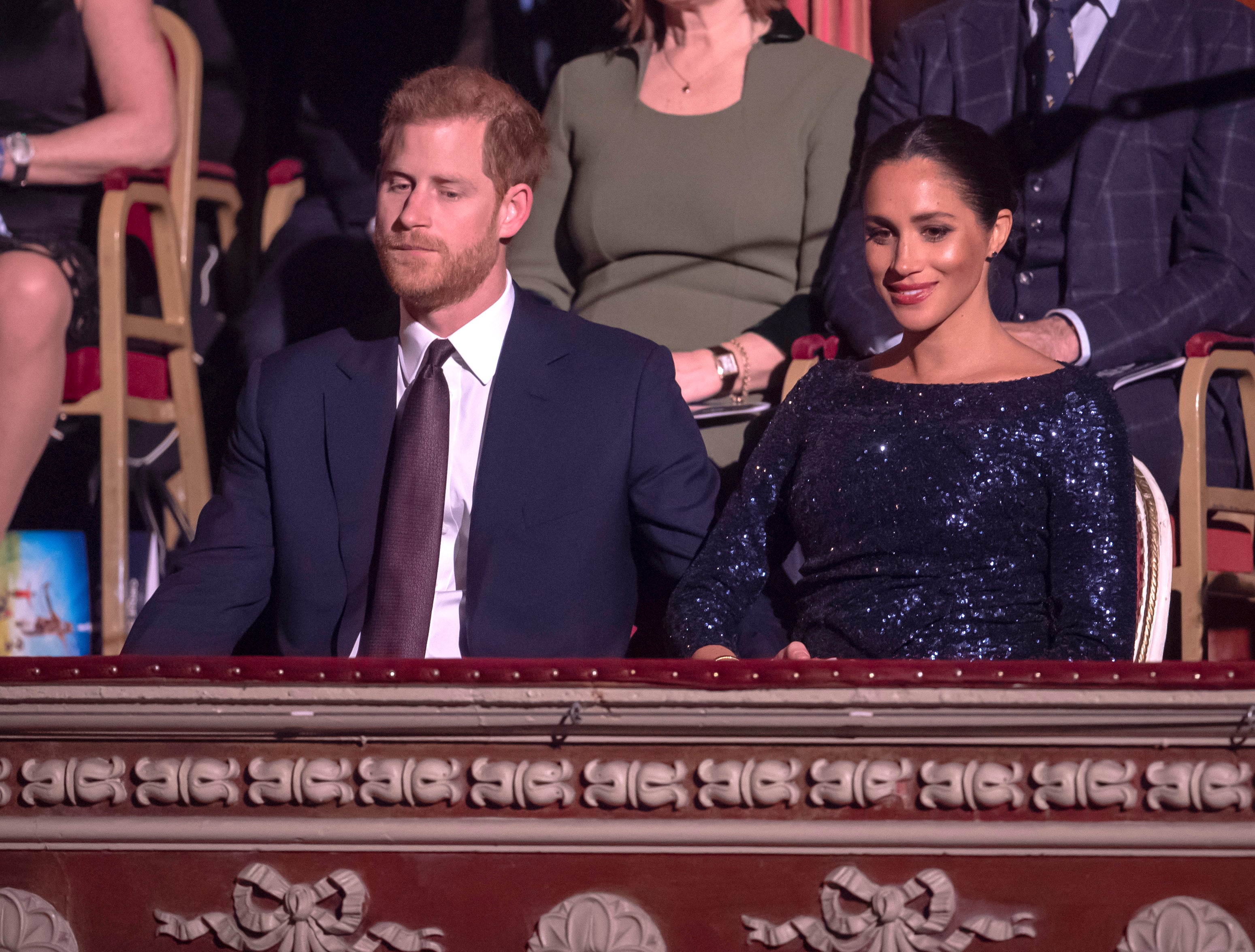El príncipe Harry se sincera sobre la noche en que Meghan le dijo que se sentía suicida
