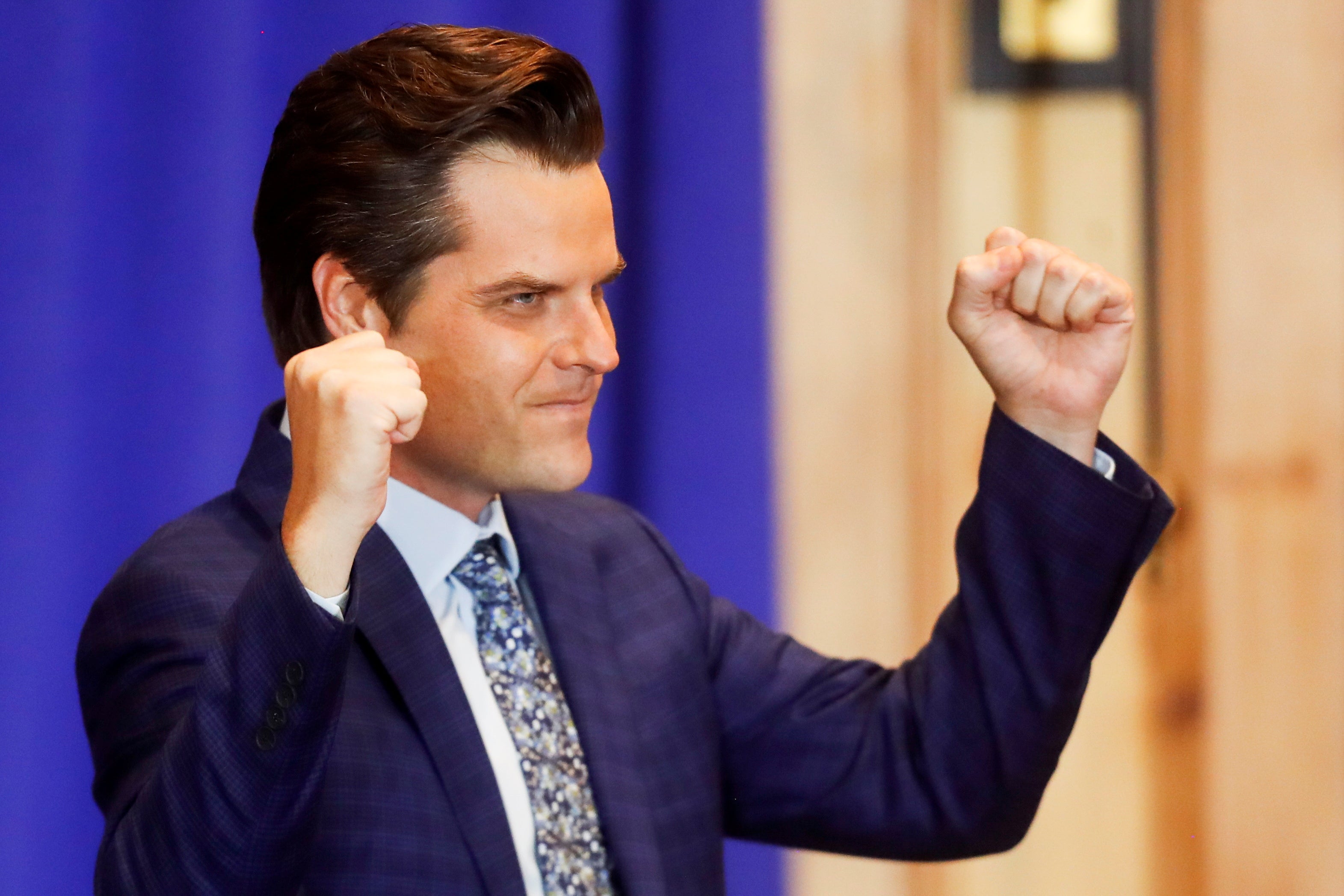 La exnovia de Matt Gaetz está cooperando con la investigación federal, dice un informe