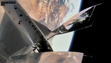 Virgin Galactic se acerca al espacio, lanza primer vuelo desde 2019