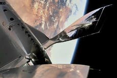 Virgin Galactic se acerca al espacio, lanza primer vuelo desde 2019