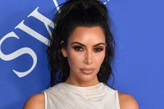Critican a Kim Kardashian por “apropiación cultural” luego de usar aretes en una sesión de fotos
