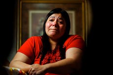 Alivio y desafíos para familia migrante reunificada en EEUU