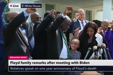 La hija de 7 años de George Floyd encabeza canto de “di su nombre” frente a la Casa Blanca después de que la familia se reuniera con Biden