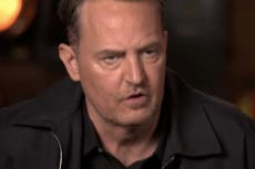 La forma “enredada” de hablar de Matthew Perry en reunión de Friends fue “debido a una cirugía dental”