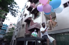 YouTuber arrestado por atar perro a globos de hidrógeno y hacerlo flotar por Delhi