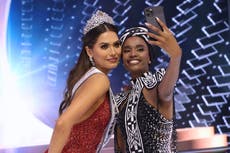 Andrea Meza, Miss Universo, se vacuna contra COVID-19