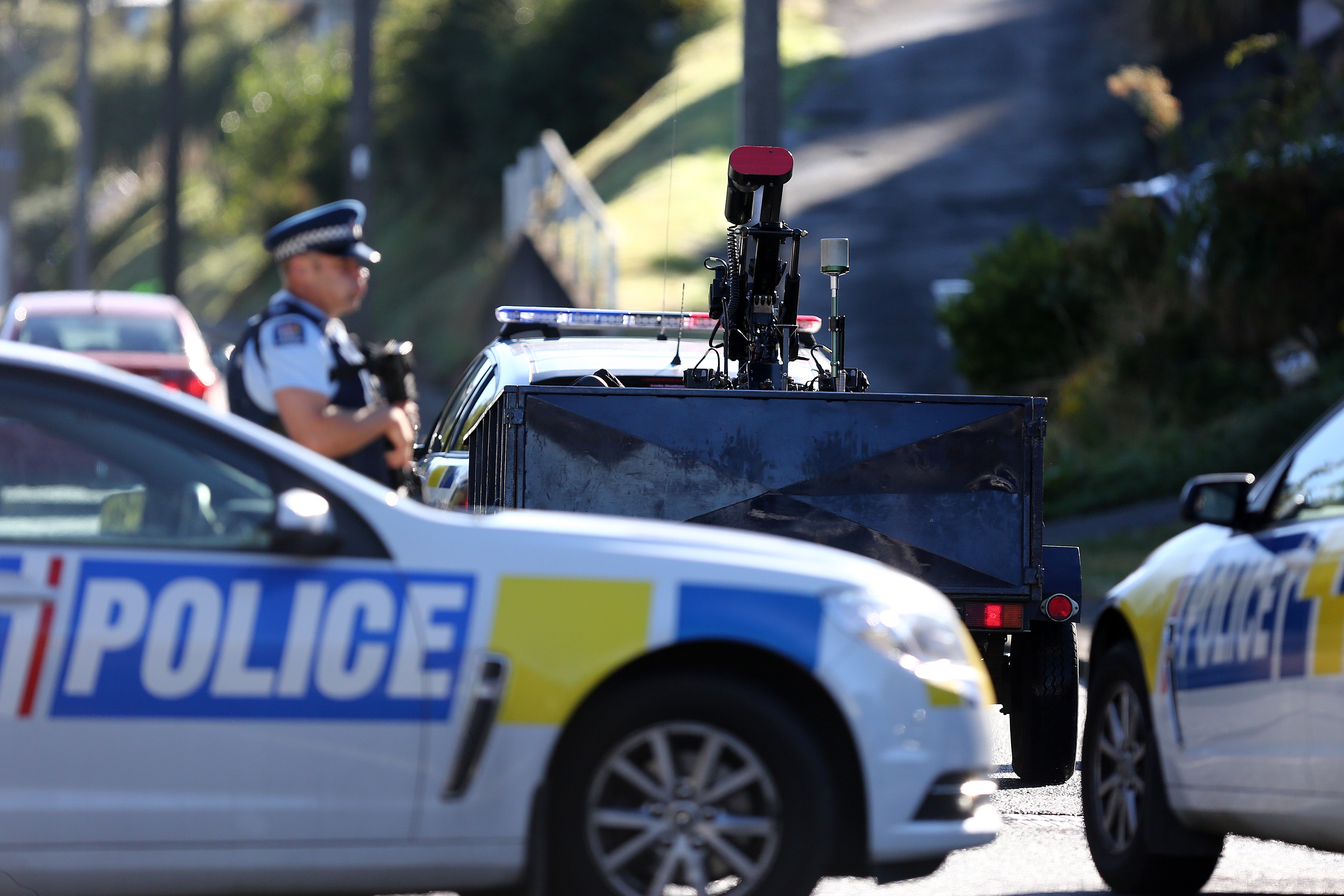 La policía investiga una propiedad en Dunedin, Nueva Zelanda, el 16 de marzo de 2019.