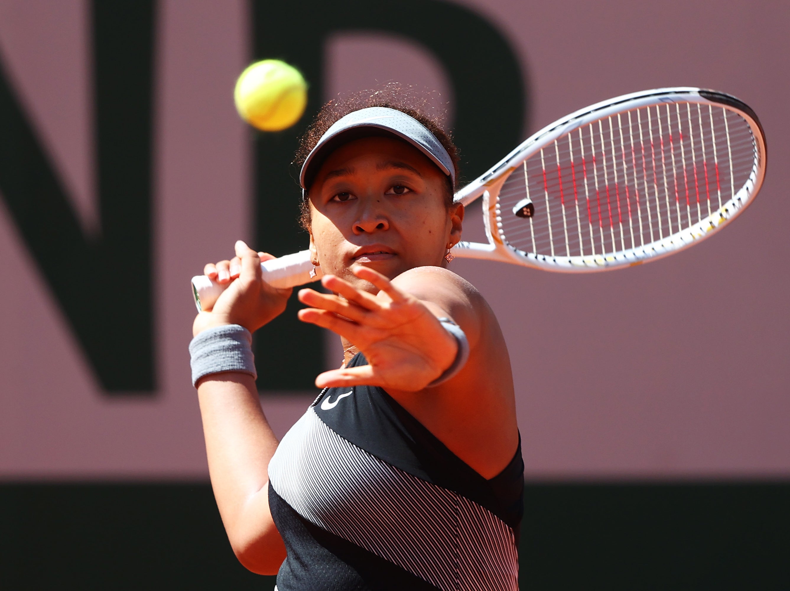 Abierto de Francia: Naomi Osaka pasa a segunda ronda con victoria sobre Patricia Maria Tig