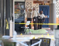 Ofrecen recompensa para capturar a responsable del tiroteo en Miami que dejó dos muertos y 22 heridos
