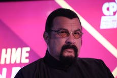 La ex estrella de acción Steven Seagal se une al partido político ruso pro-Putin