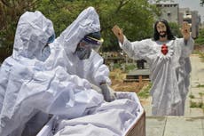 Variantes de COVID-19 llevarán nombres del alfabeto griego