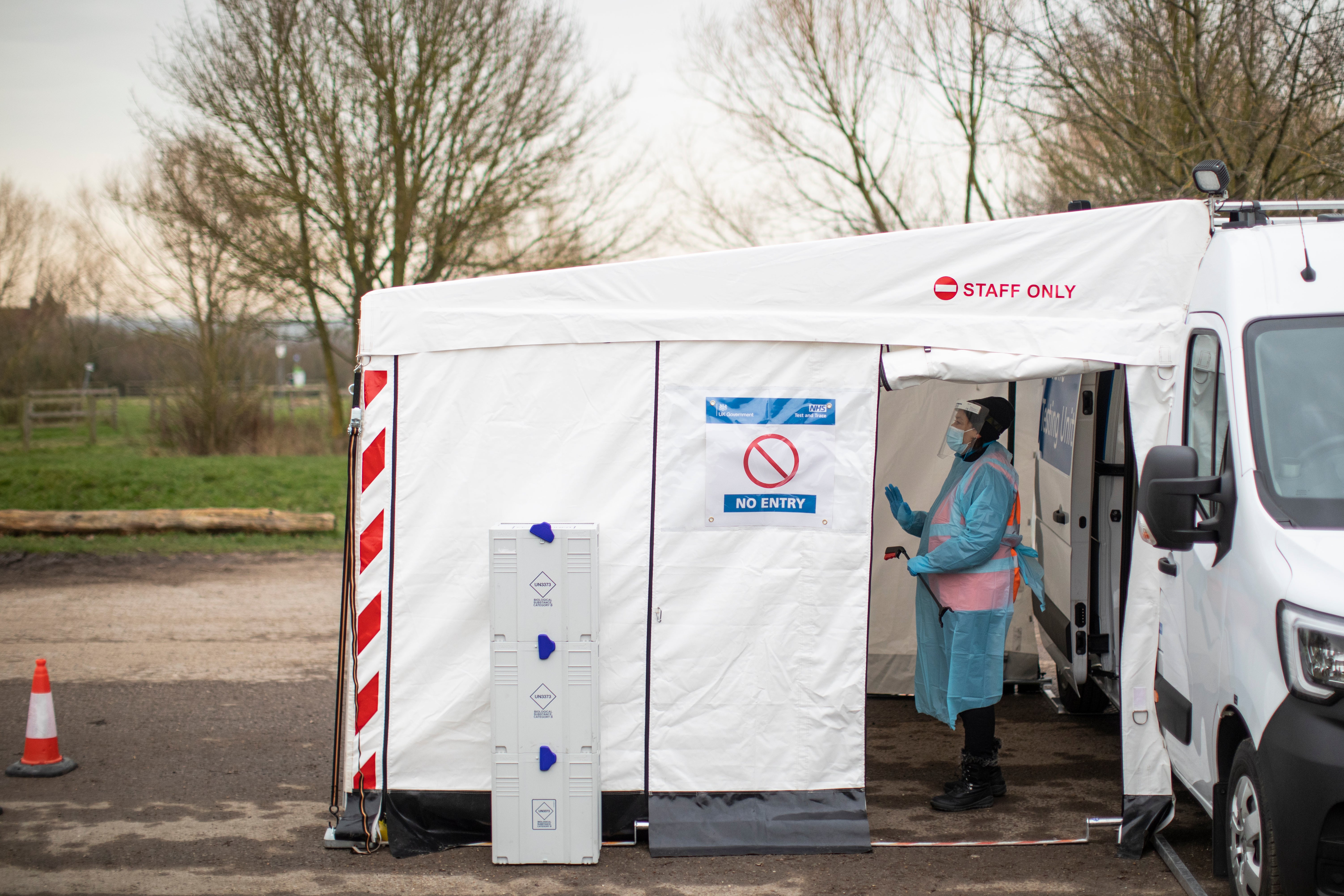 La oleada de variantes de covid en la India demuestra que el sistema de prueba y rastreo “no funciona”