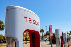 Elon Musk está listo para abrir un restaurante de la década de 1950 para los propietarios de Tesla