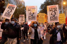 Miles marchan en rechazo a candidata Keiko Fujimori en Perú