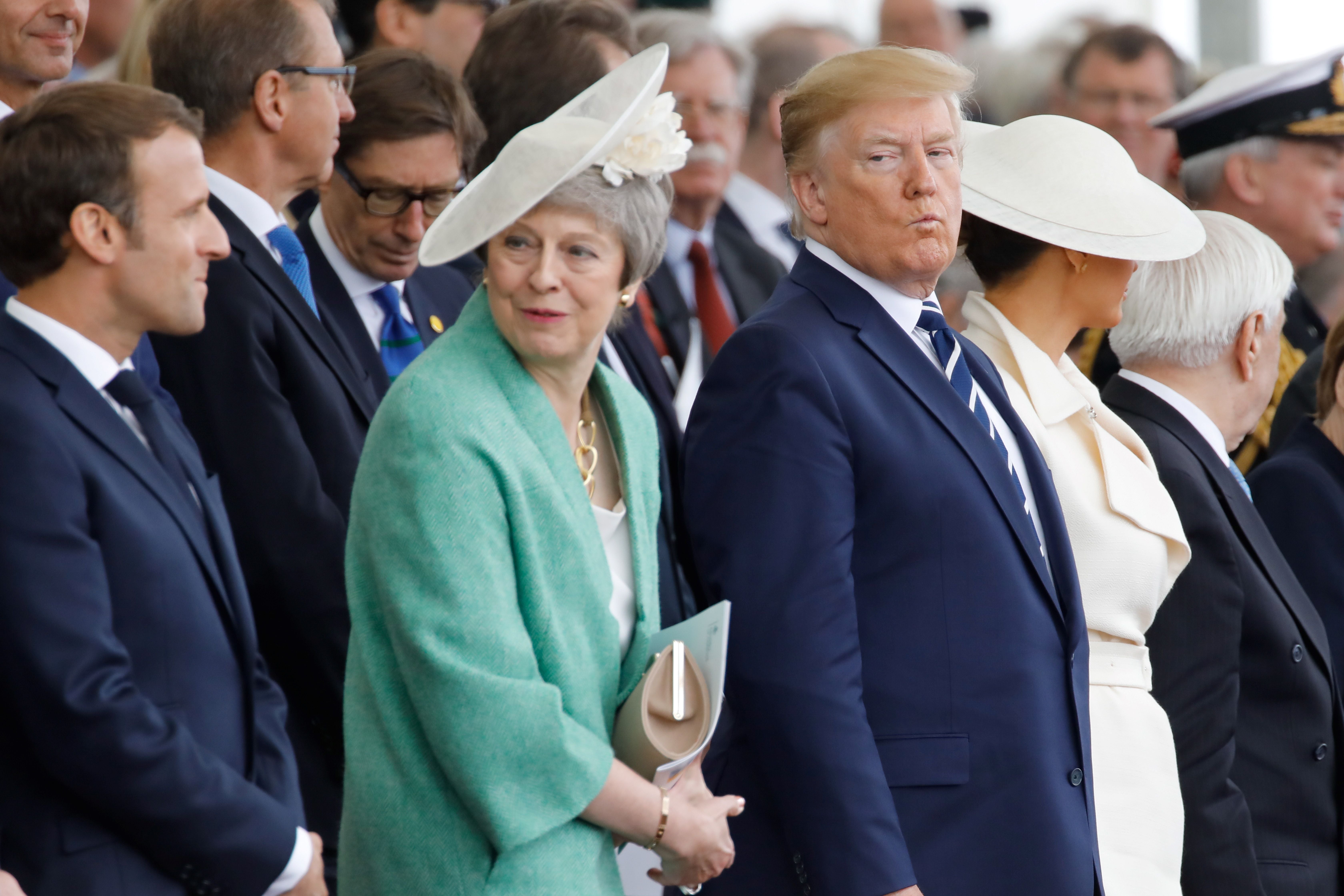 Donald Trump dijo que pagaría 141,61 dólares por no tener que escuchar a Theresa May hablar