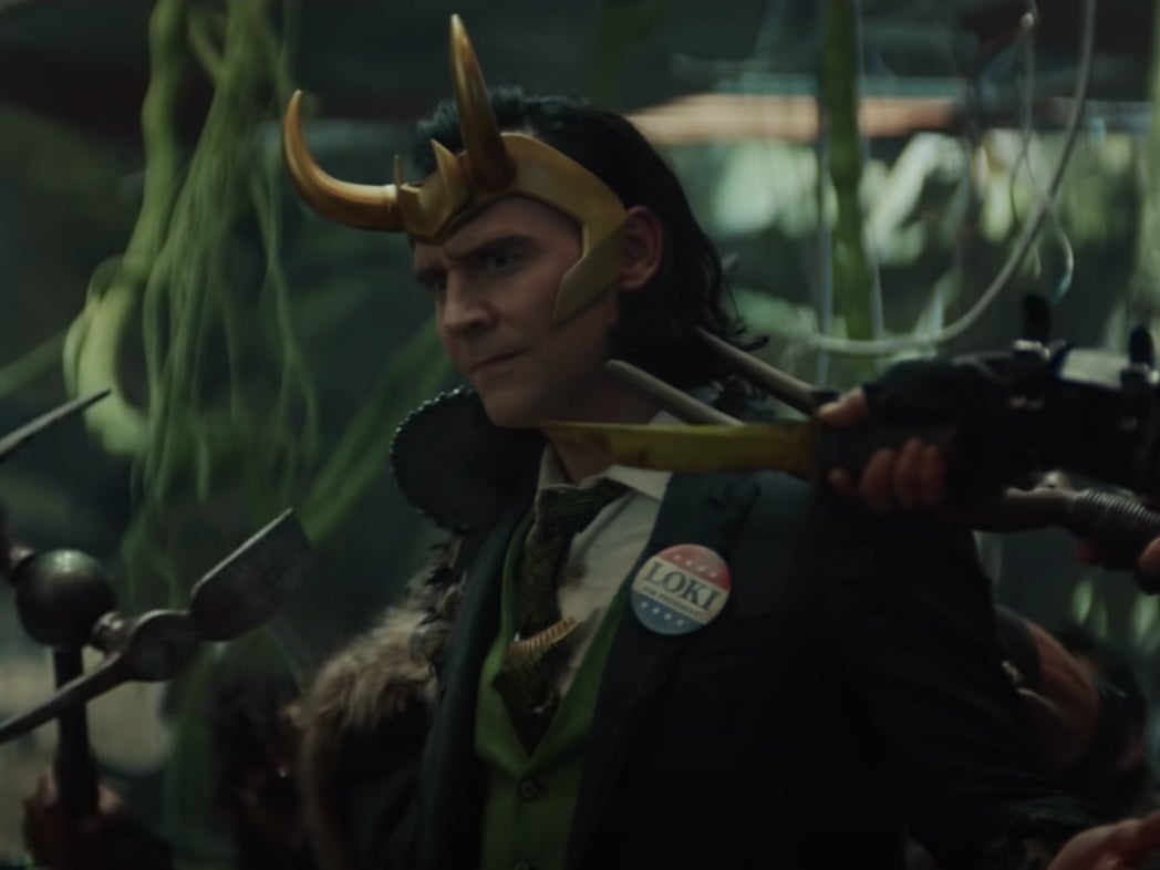 La “vulnerabilidad” y la “espontaneidad” de Loki atrae al público, dice Tom Hiddleston