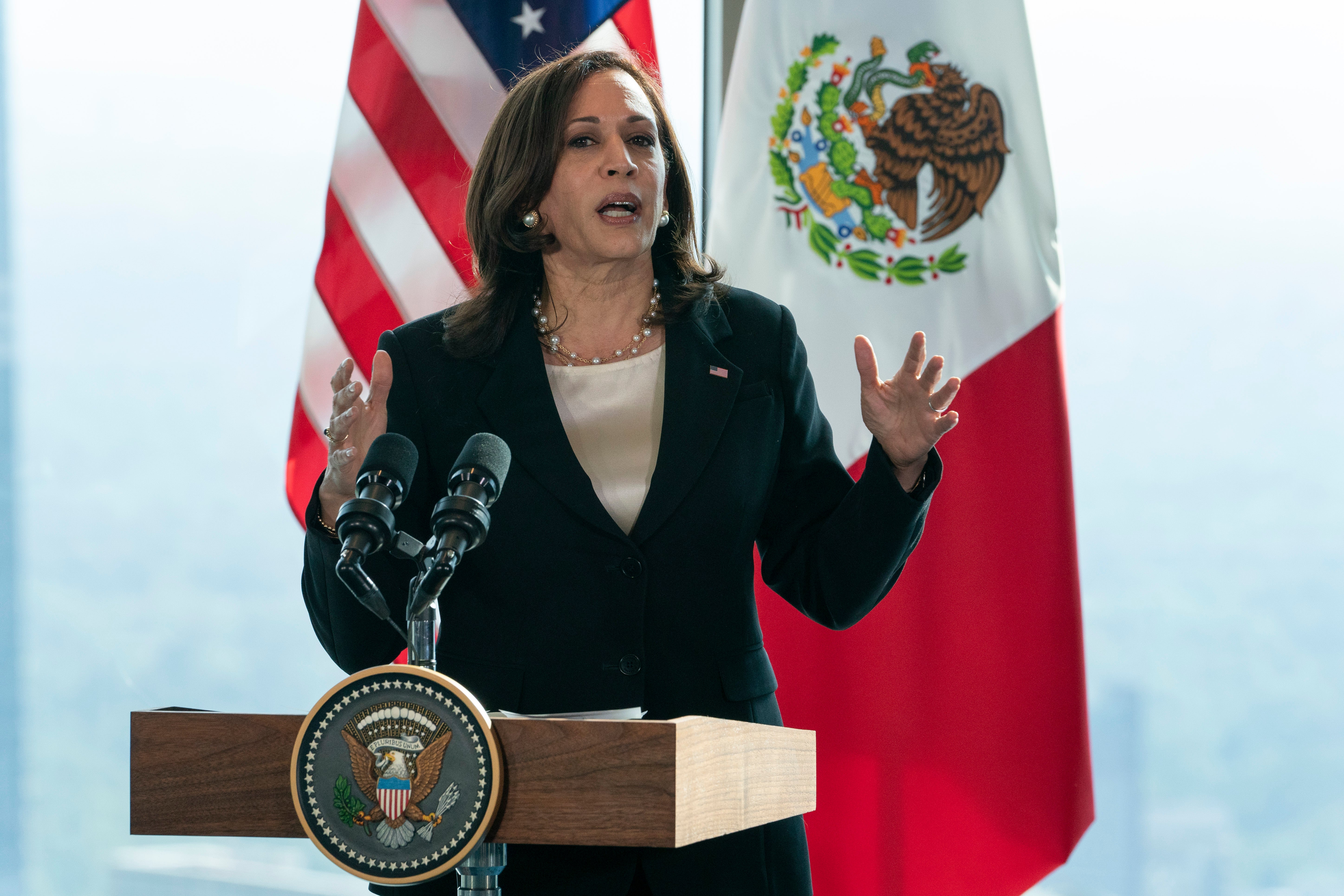 “Presidente Kabala”, migración y fortalecimiento de la relación: Así fue la visita de Kamala Harris a México