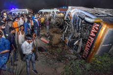 India: Choque de autobús con migrantes deja 17 muertos