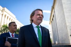 Demócratas publican testimonio del abogado de Trump, Don McGahn