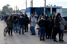 Uruguay vacunará contra el COVID-19 a migrantes sin papeles y refugiados