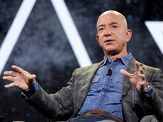 Miles firman petición para que se le niegue a Jeff Bezos el reingreso a la Tierra después de viaje espacial