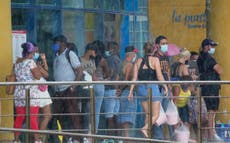  Filas e incógnitas tras anuncio de Cuba sobre dólares