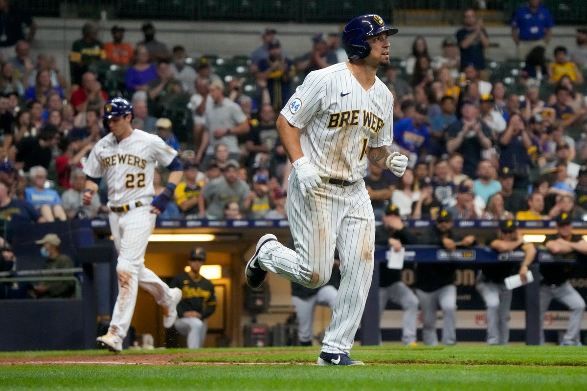 Cerveceros quieren separar a Piratas en béisbol estadounidense