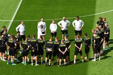 Escocia vuelve al fin; enfrenta a R. Checa en la Euro