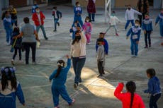 Reportan nuevos casos de COVID-19 en el regreso a clases en la Ciudad de México