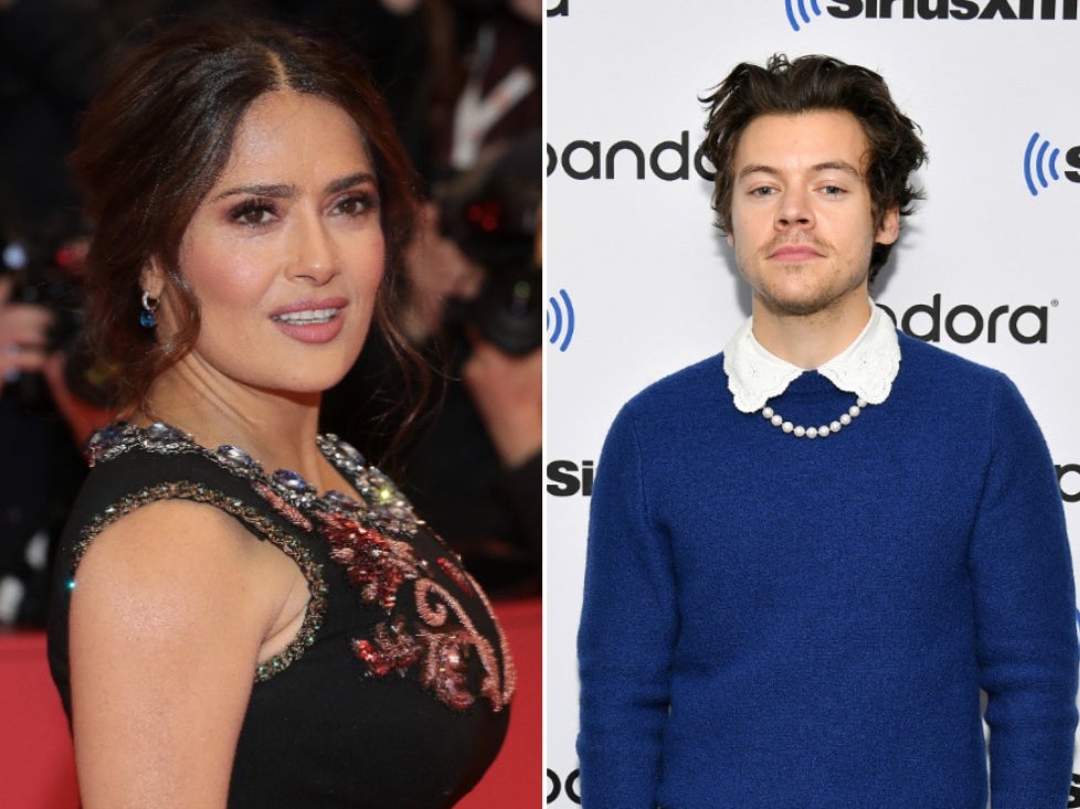 Salma Hayek dice que su búho mascota vomitó una “bola de pelo de rata” sobre Harry Styles