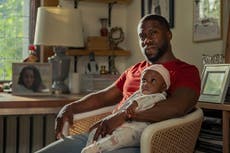 
Reseña: Kevin Hart es versátil en drama "Fatherhood"