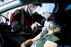 Casi la mitad de los estadounidenses no vacunados dicen que no recibirán la vacuna Covid-19