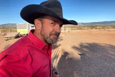 El fundador de Cowboys for Trump se vuelve contra el expresidente en las Vegas