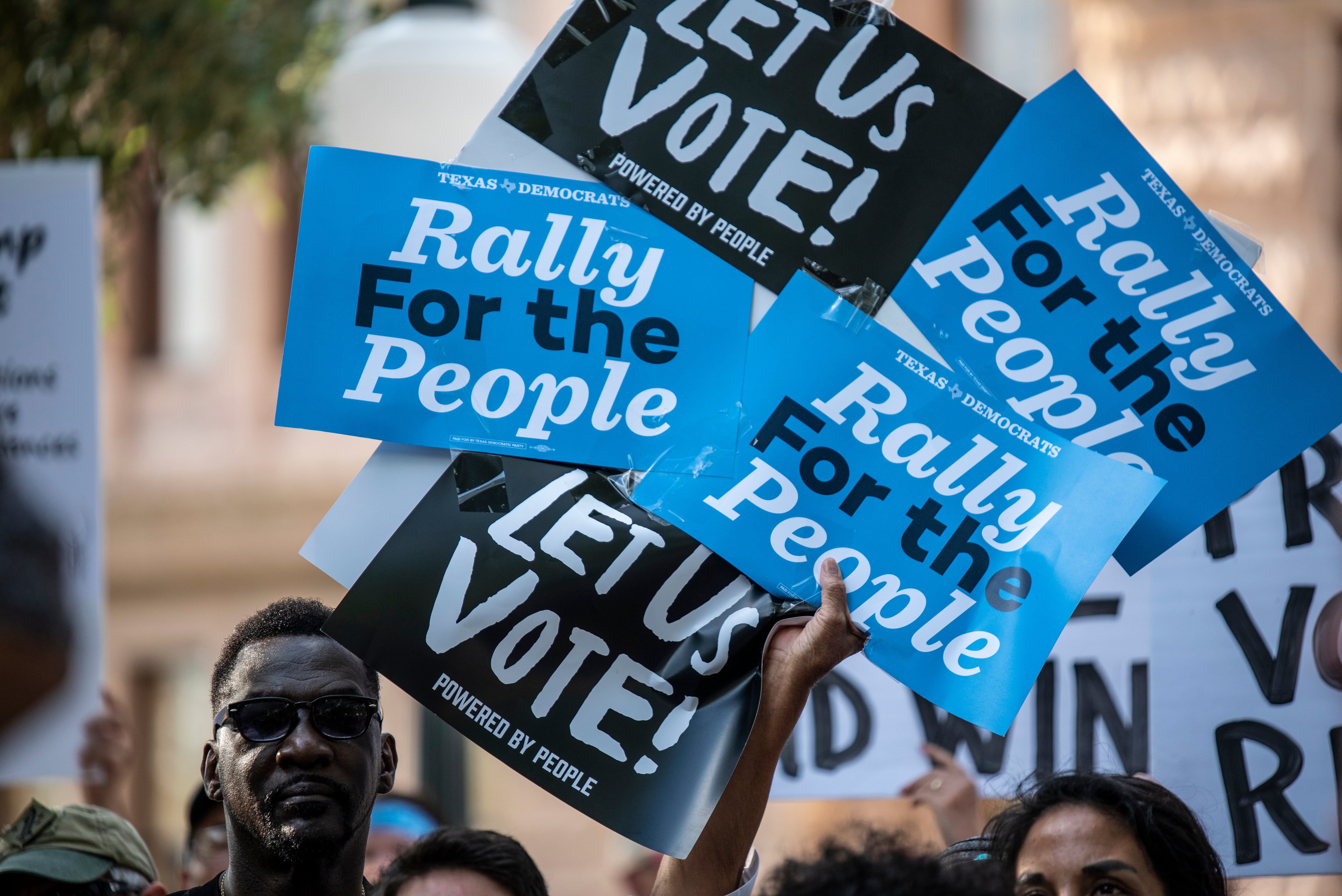 La mayoría de los estadounidenses apoyan una votación anticipada más fácil a pesar de los esfuerzos de republicanos por restringirla
