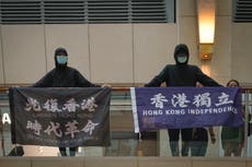Hong Kong: Arrestan a hombre por pancarta sediciosa