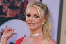 Britney Spears denunció una tutela “opresiva y controladora”, dice un informe