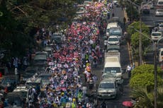 DDHH: Facebook amplifica propaganda militar en Myanmar