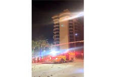 Bomberos acuden al derrumbe parcial de un edificio en Miami
