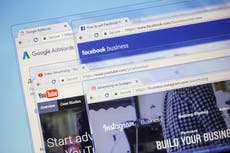 Empresas pueden usar testimonios falsos de Twitter para anuncios de Facebook, pese a políticas que lo prohíben