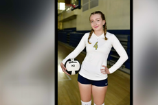 Colapso de edificio en Miami: una mujer sacó a su hija a un lugar seguro después de romperse la pelvis en una caída de cuatro pisos