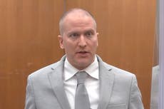 Derek Chauvin rompe el silencio y afirma que tiene información que dará “tranquilidad” tras sentencia por asesinato de George Floyd