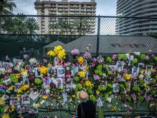 “Debería haber estado allí”: sobrevivientes del derrumbe de edificio en Miami sienten culpa del sobreviviente